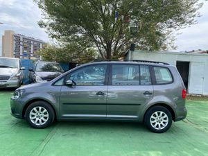 Volkswagen Touran 1.6 105CV - Foto 6