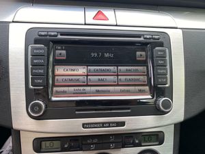 Volkswagen Passat 2.0 170CV - Foto 17