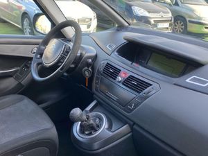 Citroën C4 Picasso 1.6 120CV - Foto 14
