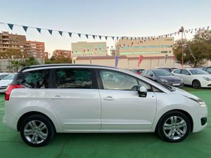 Peugeot 5008 1.6 120CV Active  BlueHDi 120 EAT6 - Foto 22