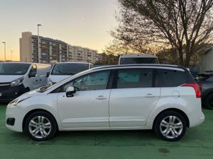 Peugeot 5008 1.6 120CV Active  BlueHDi 120 EAT6 - Foto 23