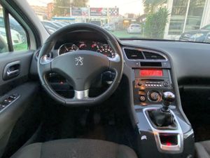 Peugeot 5008 1.6 120CV Active  BlueHDi 120 EAT6 - Foto 26