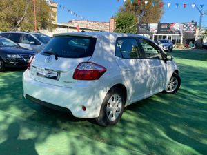Toyota Auris 1.4 90CV - Foto 19