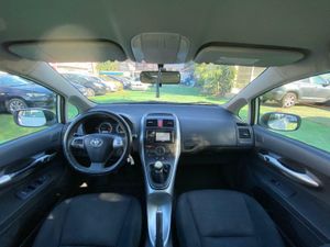 Toyota Auris 1.4 90CV - Foto 16