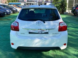 Toyota Auris 1.4 90CV - Foto 22