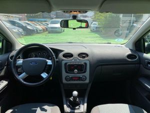 Ford Focus 1.6 101CV - Foto 12