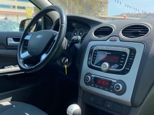 Ford Focus 1.6 101CV - Foto 31