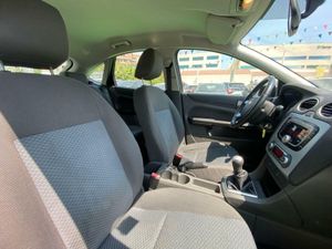 Ford Focus 1.6 101CV - Foto 37