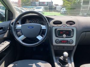 Ford Focus 1.6 101CV - Foto 13