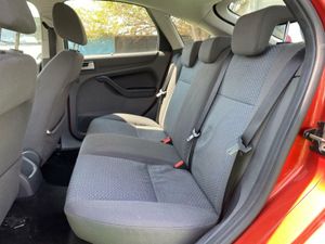 Ford Focus 1.6 101CV - Foto 40