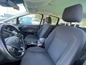 Ford C Max 1.5 120CV - Foto 32