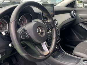 Mercedes CLA 200 D SHOOTING BRAKE  2.2 136CV - Foto 32