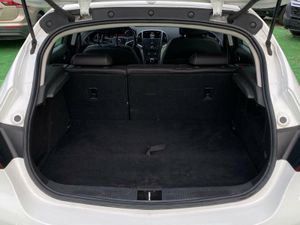 Opel Astra 1.4 140CV - Foto 21