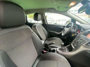 Opel Astra 1.4 140CV - Foto 12
