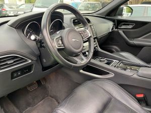 Jaguar F-Pace 2.0 240CV - Foto 46