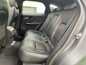 Jaguar F-Pace 2.0 240CV - Foto 29