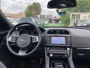 Jaguar F-Pace 2.0 240CV - Foto 59