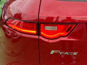 Jaguar F-Pace 2.0 240CV - Foto 31