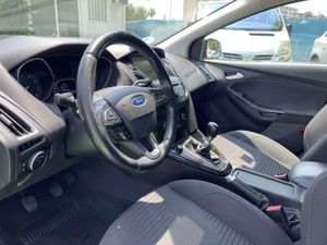 Ford Focus 1.0 125CV - Foto 28