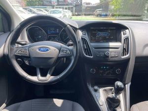 Ford Focus 1.0 125CV - Foto 13
