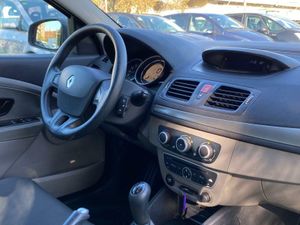Renault Megane 1.6 100CV - Foto 32