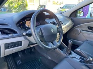 Renault Megane 1.6 100CV - Foto 8