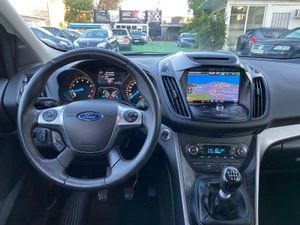 Ford Kuga 1.5 150CV - Foto 47