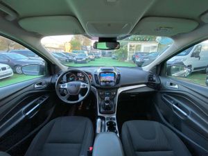 Ford Kuga 1.5 150CV - Foto 48