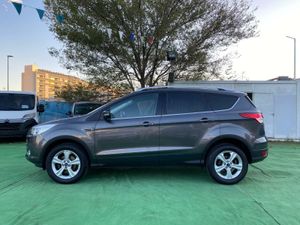 Ford Kuga 1.5 150CV - Foto 32