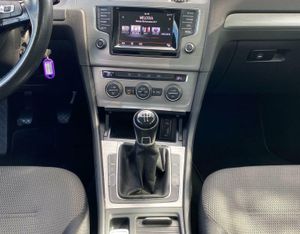 Volkswagen Golf 1.6 105CV - Foto 19