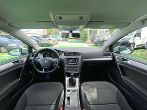 Volkswagen Golf 1.6 105CV - Foto 24