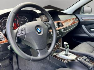 BMW SERIE 5 525D AUT. - Foto 6