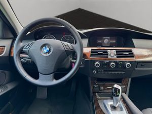 BMW SERIE 5 525D AUT. - Foto 16