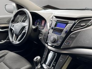 HYUNDAI I40 1.7 115CV - Foto 9