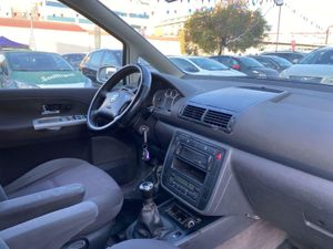 SEAT ALHAMBRA 1.9 115CV - Foto 11