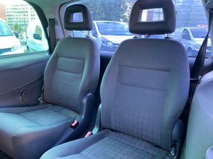 SEAT ALHAMBRA 1.9 115CV - Foto 17