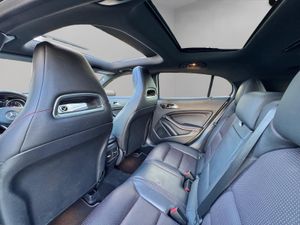 Mercedes GLA 250 4MATIC 7G-DCT - Foto 24