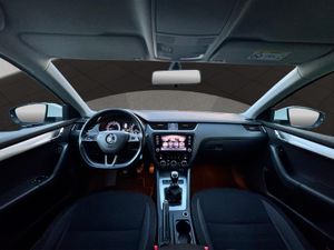 Skoda Octavia 1.6 TDI 85KW 115CV Ambition - Foto 21