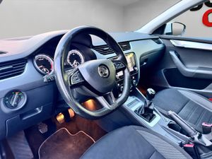 Skoda Octavia 1.6 TDI 85KW 115CV Ambition - Foto 6