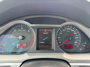 Audi A6 Avant 2.0 TDI 6 vel. - Foto 12