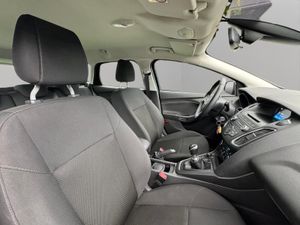 Ford Focus Sportbreak Business 1.0 EcoBoost 92 kW (125 CV) Auto-Start-Stop - Foto 8