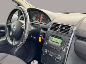 Mercedes Clase A A 180 CDI Berlina - Foto 9