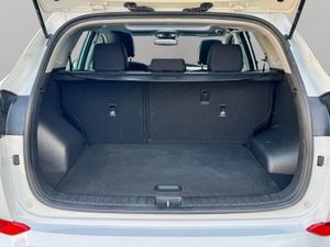 Hyundai Tucson 2.0 CRDi 100 kW (136 CV) 4x4 Go Sky Aut. - Foto 28