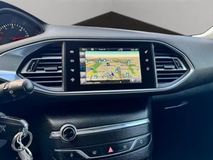 Peugeot 308 5p Style 1.6 BlueHDi 120 - Foto 14