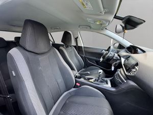 Peugeot 308 5p Style 1.6 BlueHDi 120 - Foto 10