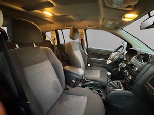 Jeep Compass 2.2 CRD Limited 4x4 163 CV - Foto 11