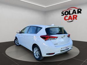 Toyota Auris 1.4 90D Active - Foto 23