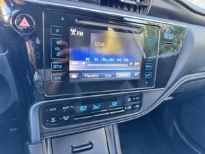 Toyota Auris 1.4 90D Active - Foto 12