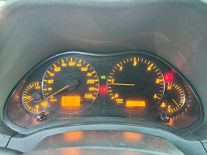 Toyota Avensis 2.0 116CV - Foto 14