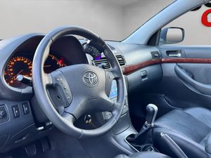 Toyota Avensis 2.0 116CV - Foto 6
